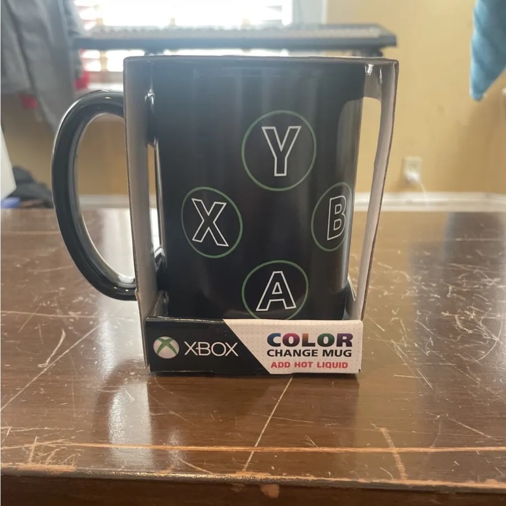 Xbox Coffee Mug Cup 15 oz Black Green Color Changing Video Game Microsoft ZAK